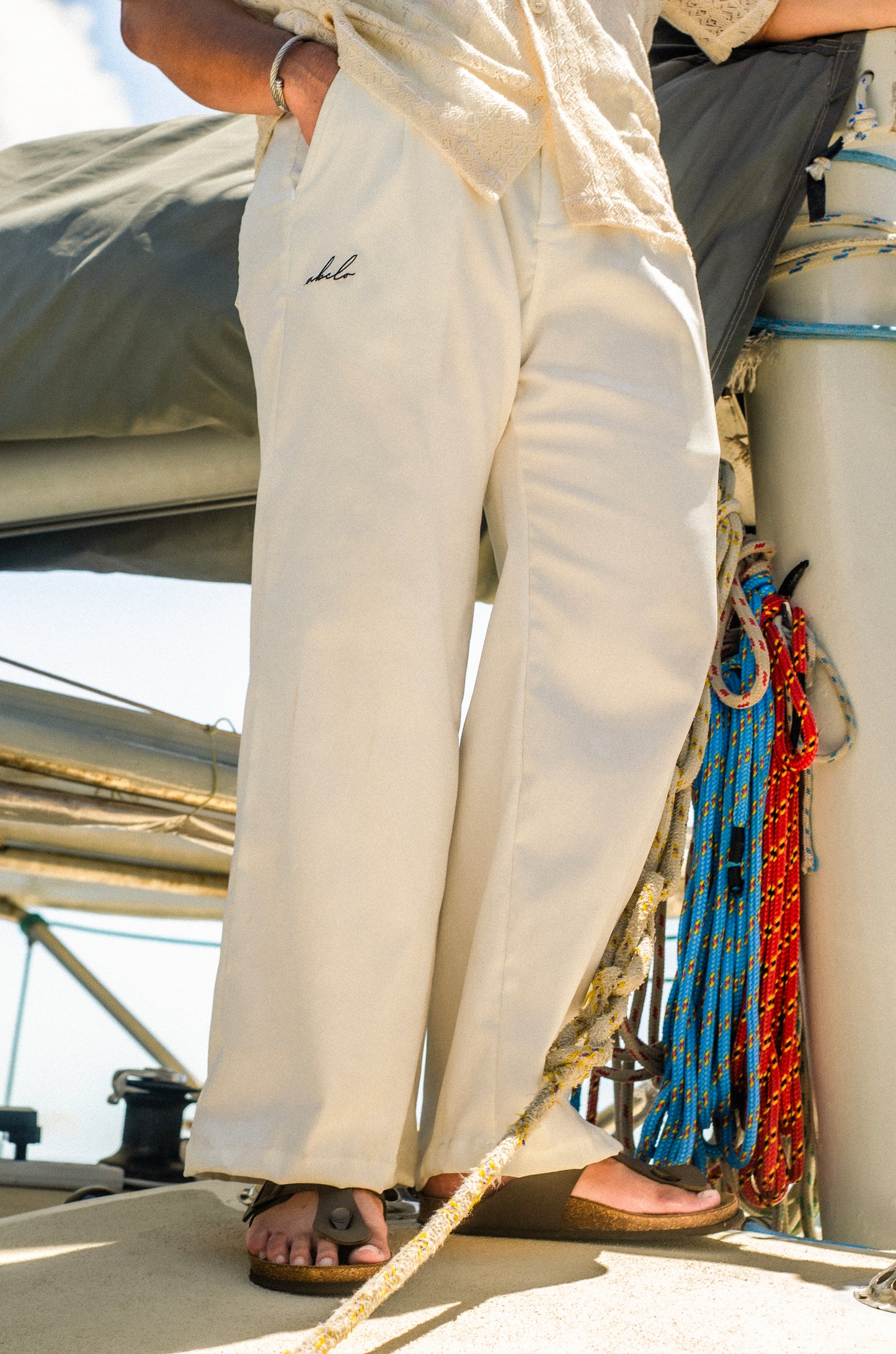 pleated trousers | wide & straight | woven | endless summer | blanc