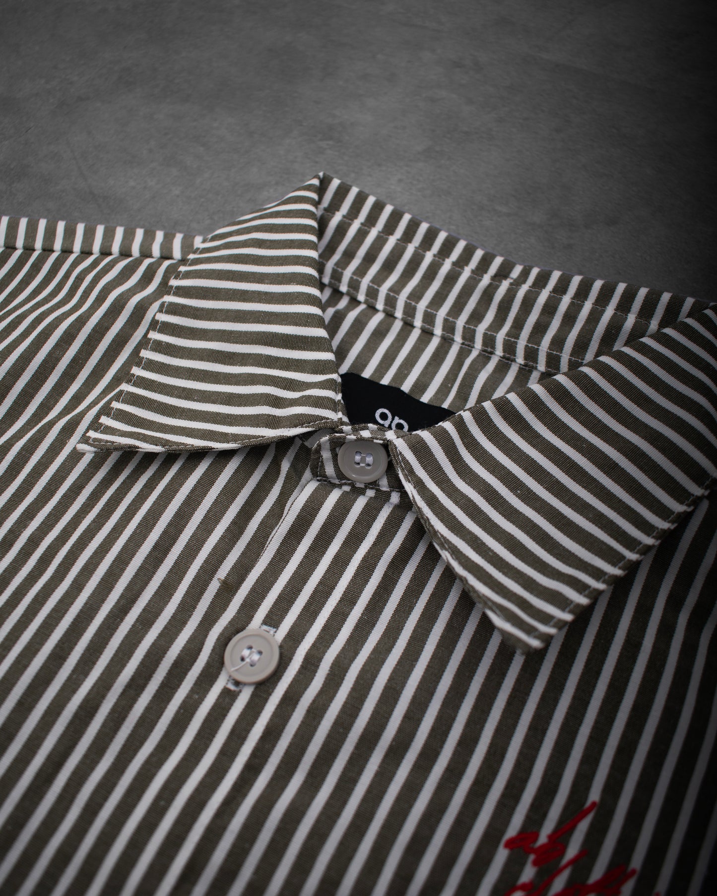 cropped polo shirt | button-down | drop shoulder | box fit | retro striped | vintage cambric | olive