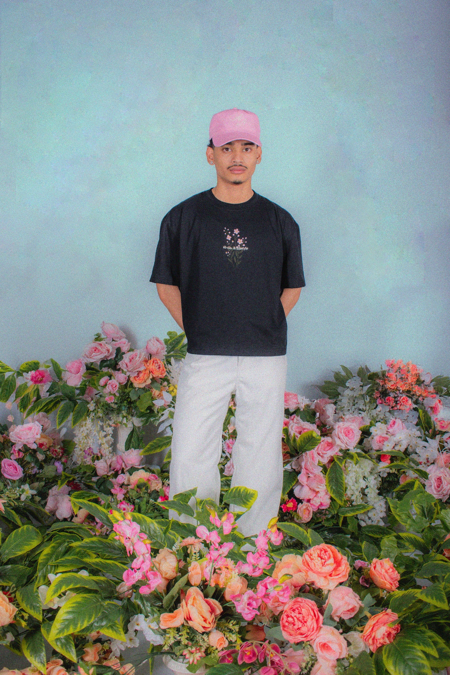 oversized tee | "cropped and box" fit | 260gsm | flora | black