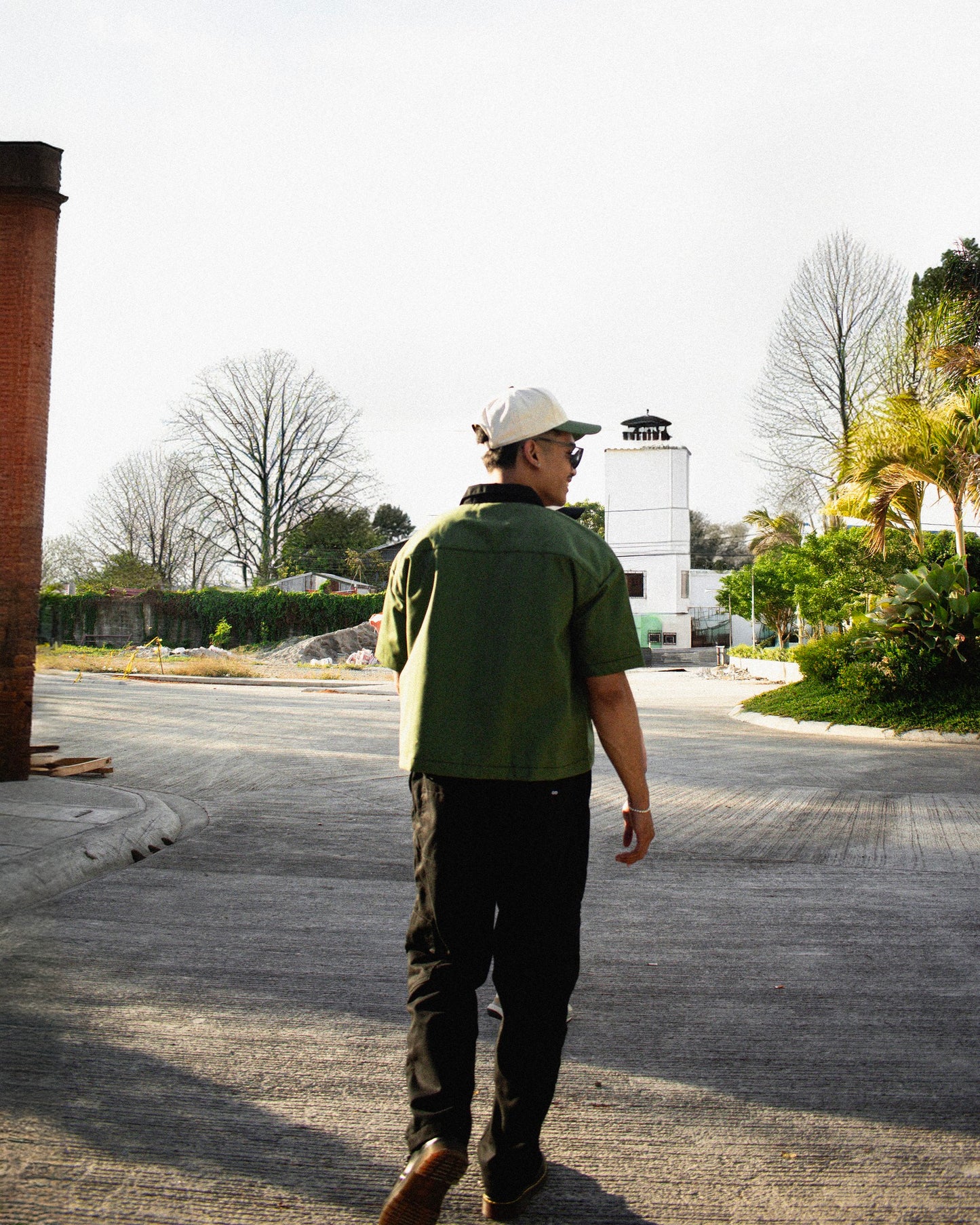 cropped polo shirt | button-down | drop shoulder | dual-tone and box fit | classic twill | fern