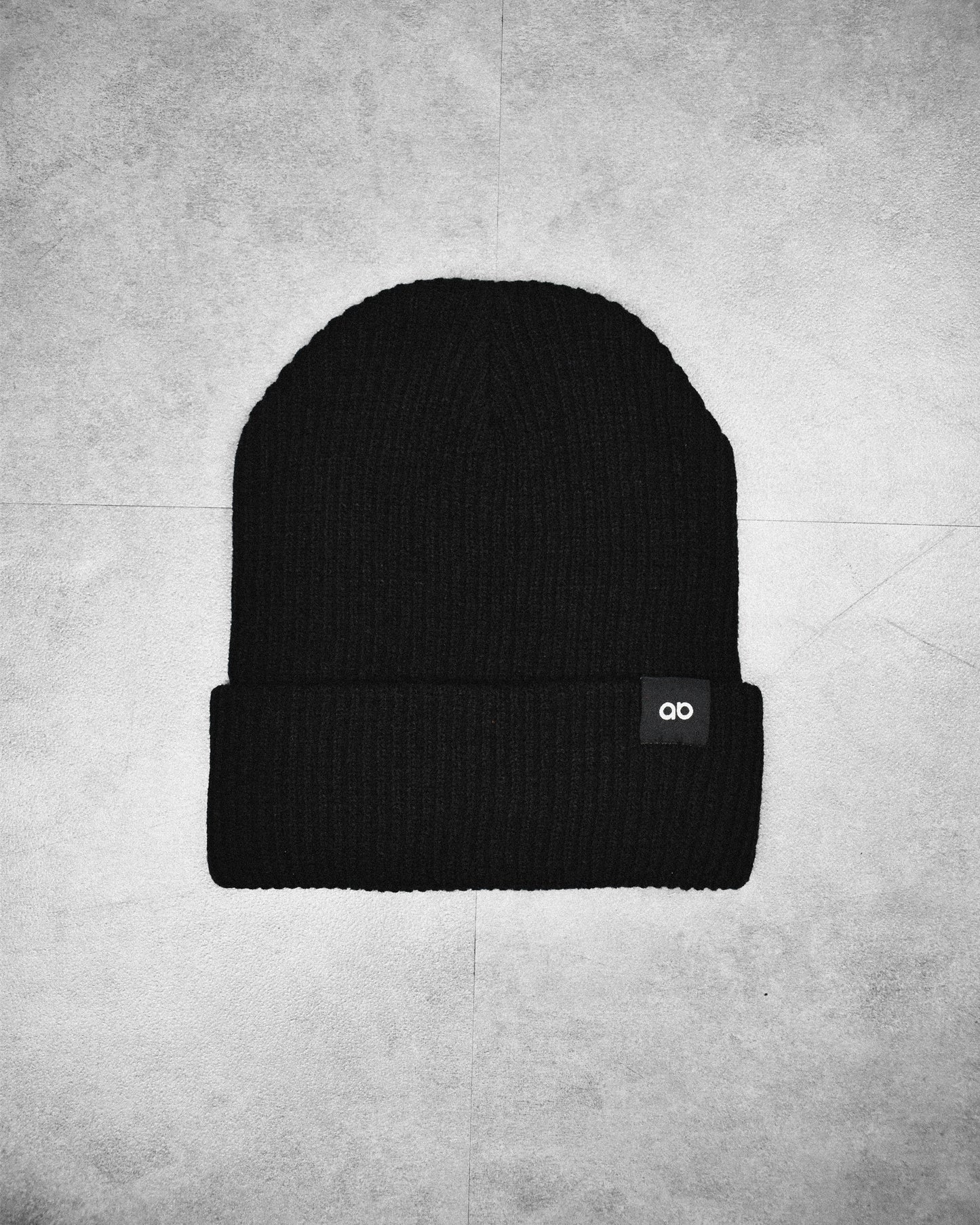 headgear | knitted beanie | classic | black