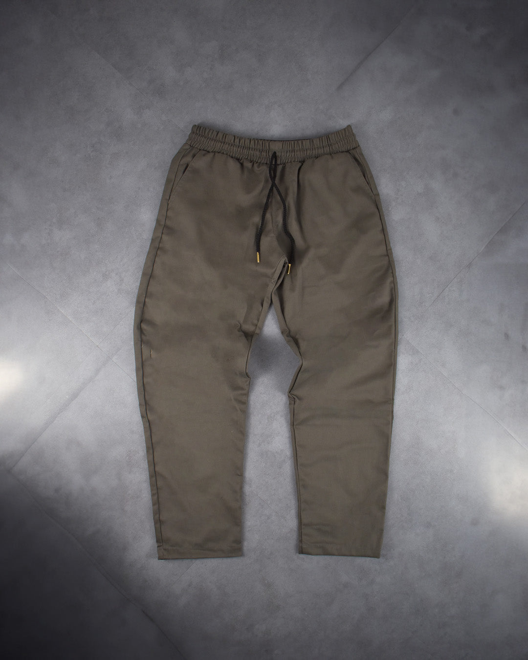 cropped pants | loose-fit | fatigue