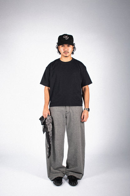 oversized boxy cropped tee | dyad black