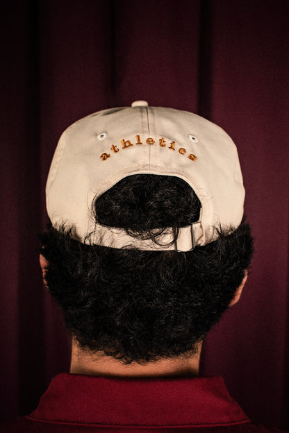 5 panel court classic hat | athletics club in crème