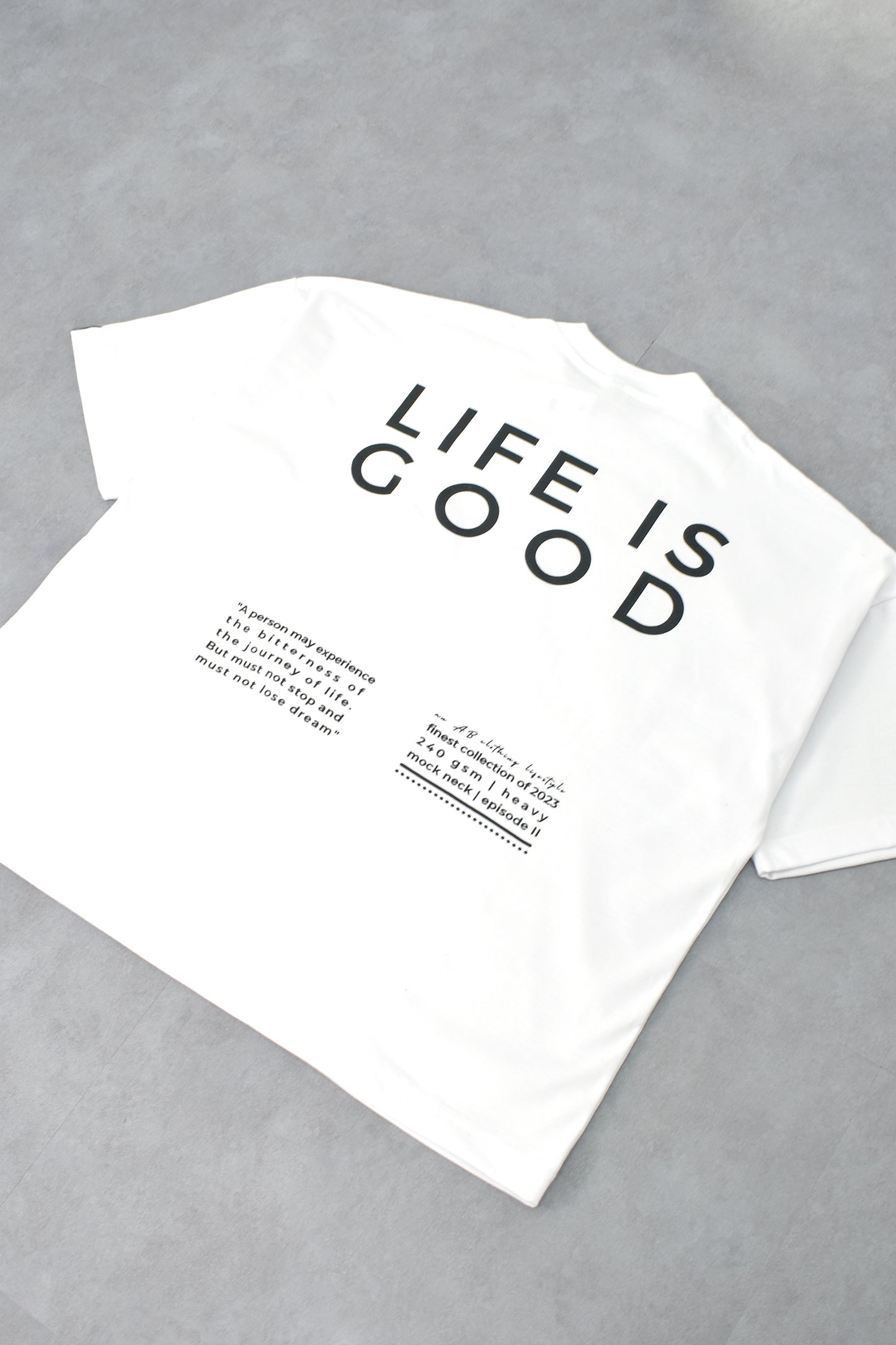 oversized tee | life is good | box fit | white